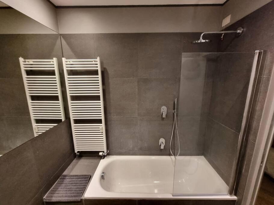Appartement Gazzana Corner House à Milan Extérieur photo